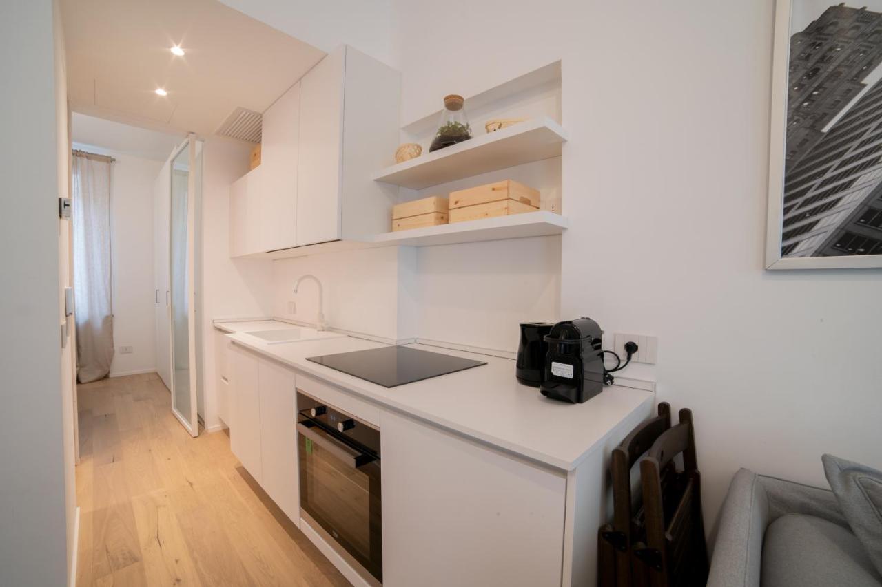 Navigli-Centro-Universita, Amazing New Apartment Μιλάνο Εξωτερικό φωτογραφία