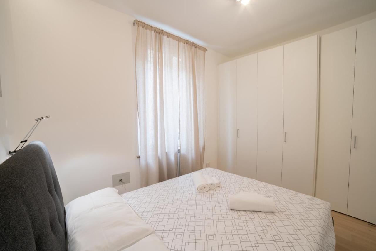 Navigli-Centro-Universita, Amazing New Apartment Μιλάνο Εξωτερικό φωτογραφία